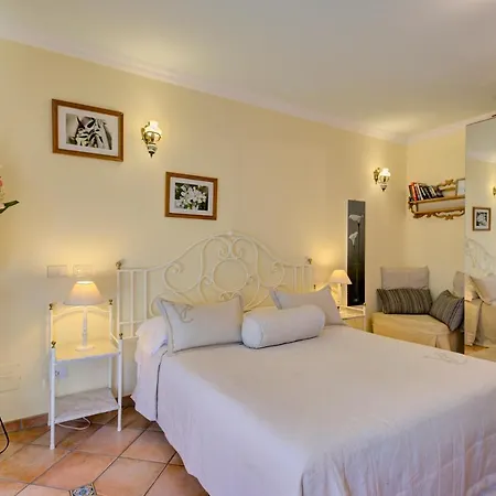 Concetta Сорренто