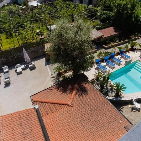 Bed & Breakfast Garden Tower Relais